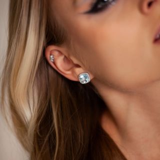 Listopad hraje barvami topazu a citrínu – kamenů světla, síly a optimismu. 💎✨ Topaz přináší klid a sebevědomí, citrín...